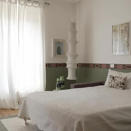 Porta Garibaldi Apartment Milan